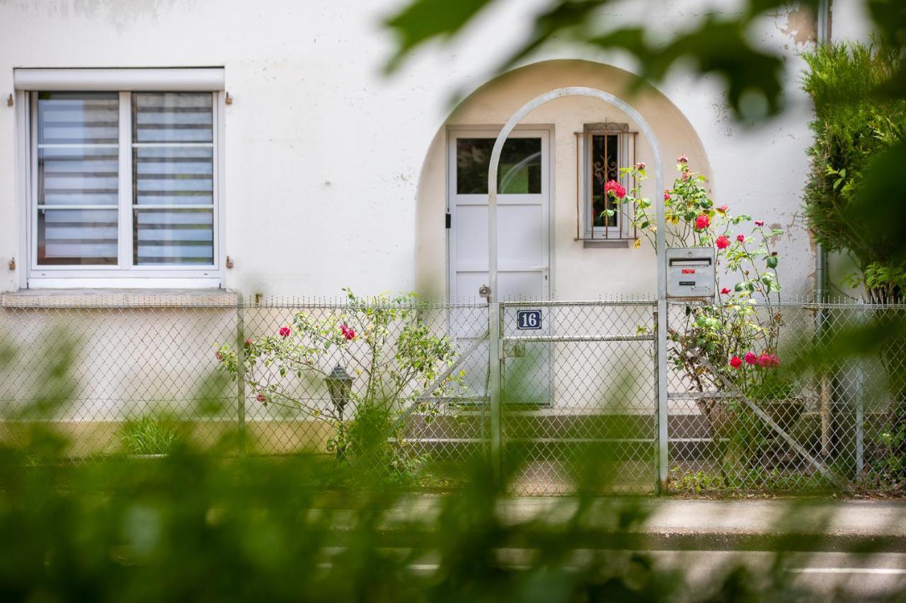 Le Coquet Chez Maguy Maison De Ville Avec Jardin Besançon Eksteriør billede
